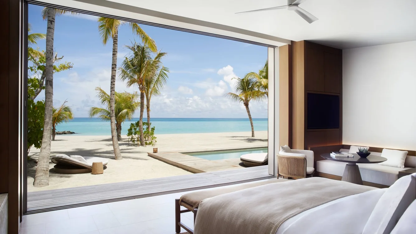 The Ritz-Carlton Maldives, Fari Islands — Пляжная вилла с бассейном