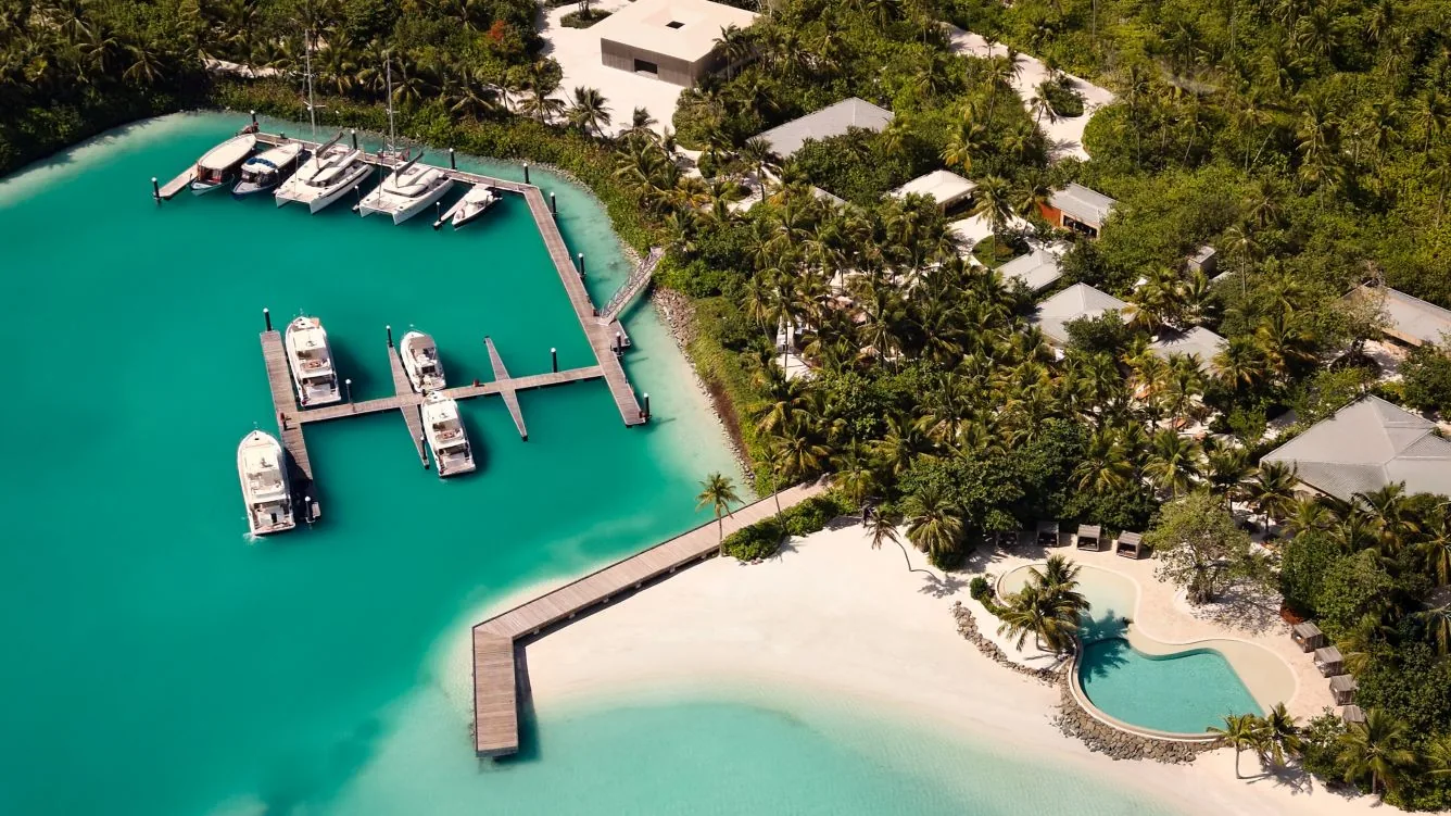 The Ritz-Carlton Maldives, Fari Islands — Марина архипелага Фари