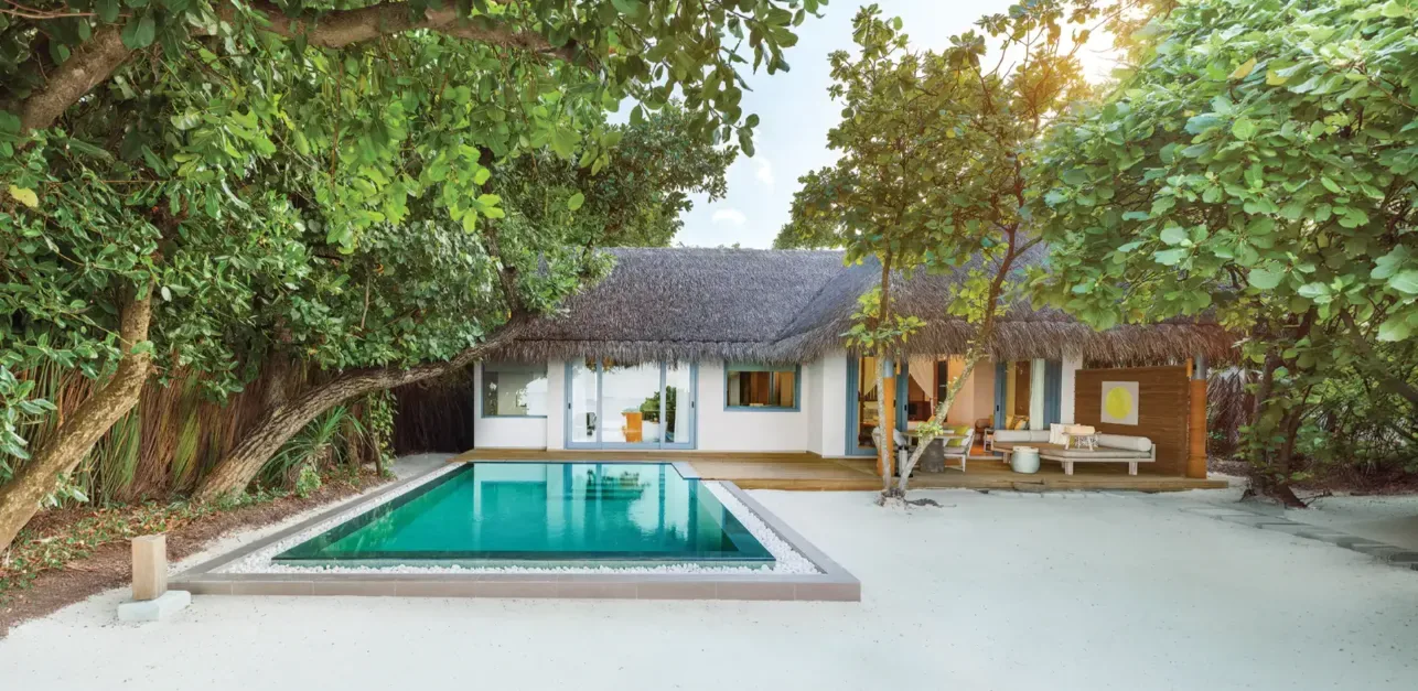 Vakkaru Maldives — Пляжная вилла с бассейном